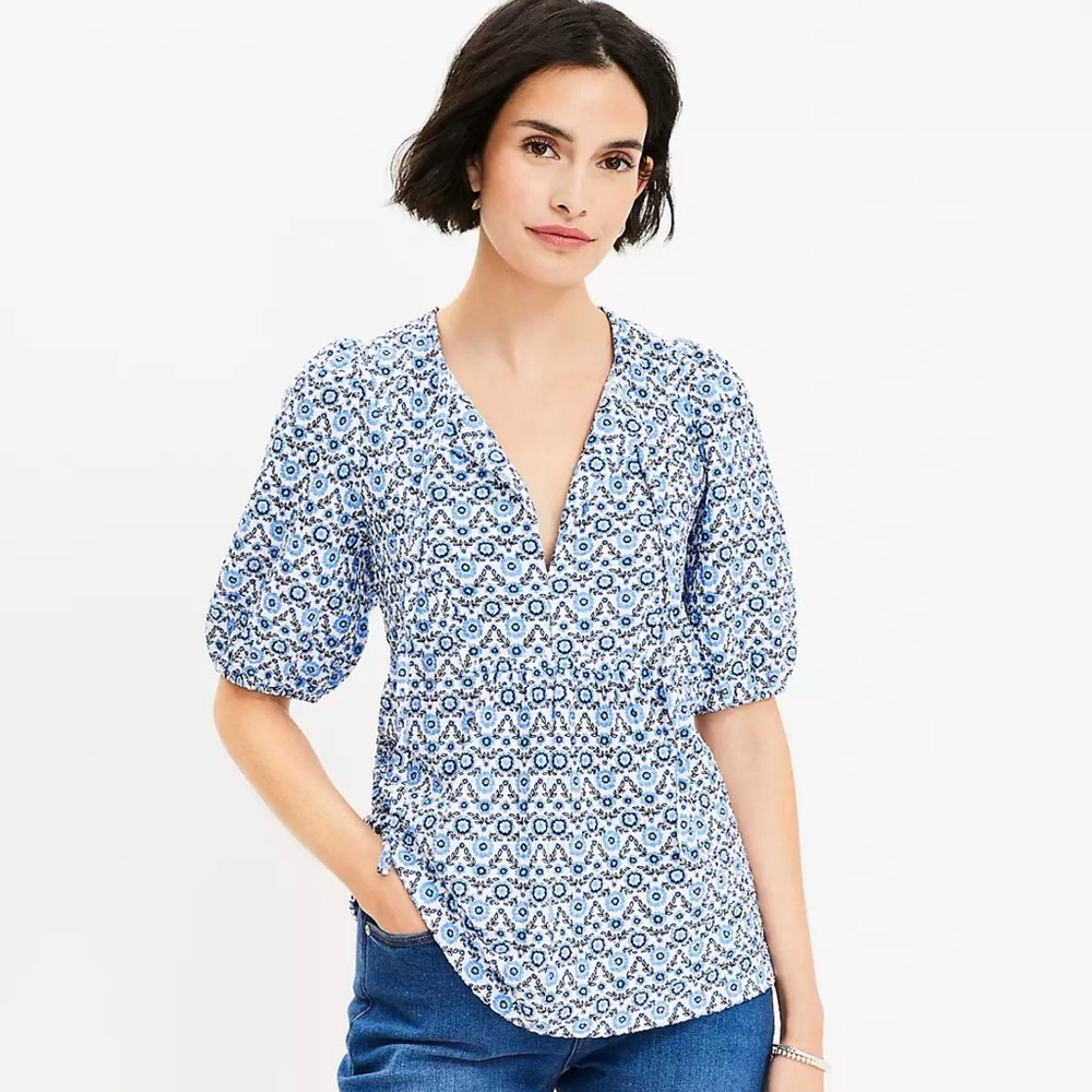 LOFT Floral Puff Sleeve Tie Neck Top Sz. XSP